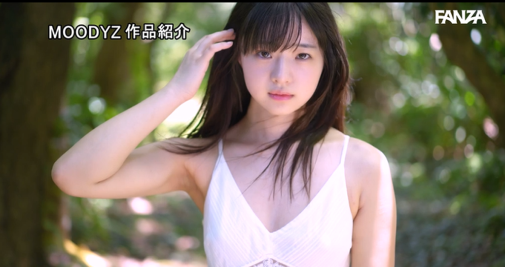 奇迹原石登场！ C罩杯美乳纯洁美少女「井上桃」AV出道