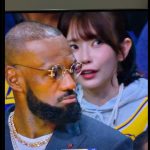 坐在LBJ后方看球！葵いぶき(葵伊吹)成了焦点后想这么做