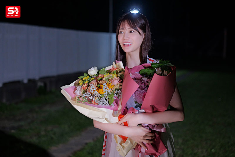 SNOS-033 美穗奈奈 即将退役，她将认真地与粉丝们进行一场充满泥浆、泪水和体液的性爱运动会。